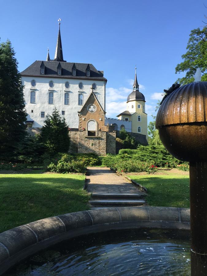 Ferienhaus Erzgebirge "An Der Trebe" Mit Kamin Und Sauna Neuhausen  Exteriér fotografie